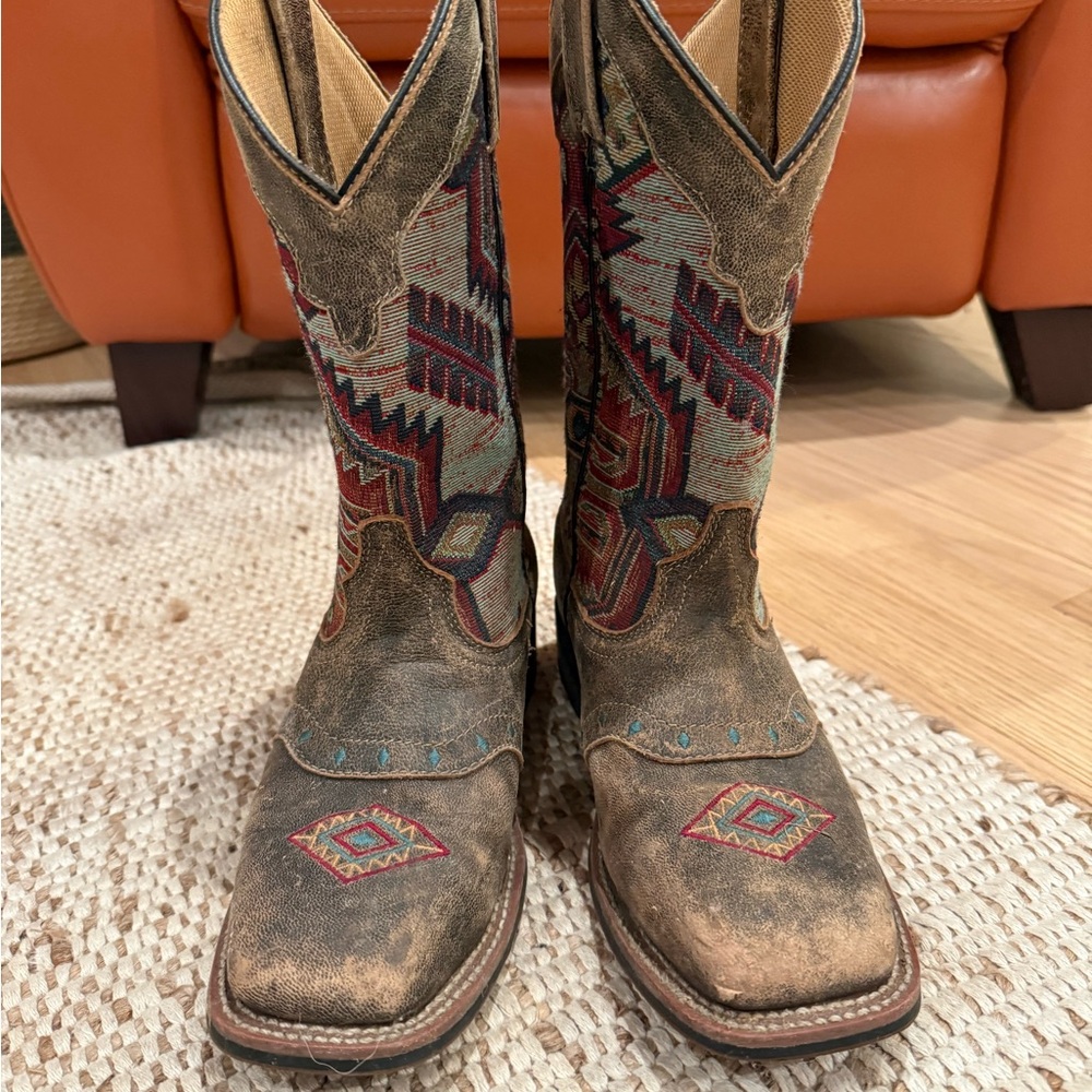 Laredo Multicolor Patterned Heeled Boots - Picture 2 of 6